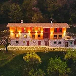 Treeb * Μπελάτζιο