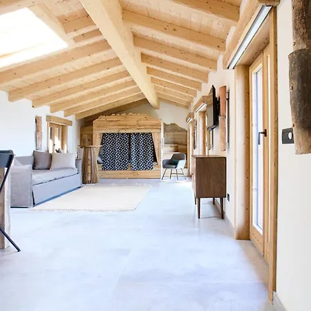 Treeb Chalet